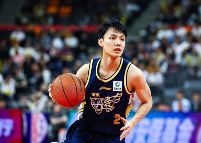 广东双外援联手轰69分横扫吉林 奎因29+7+7率队登